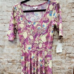 Sm Nicole dress Lularoe Nwt